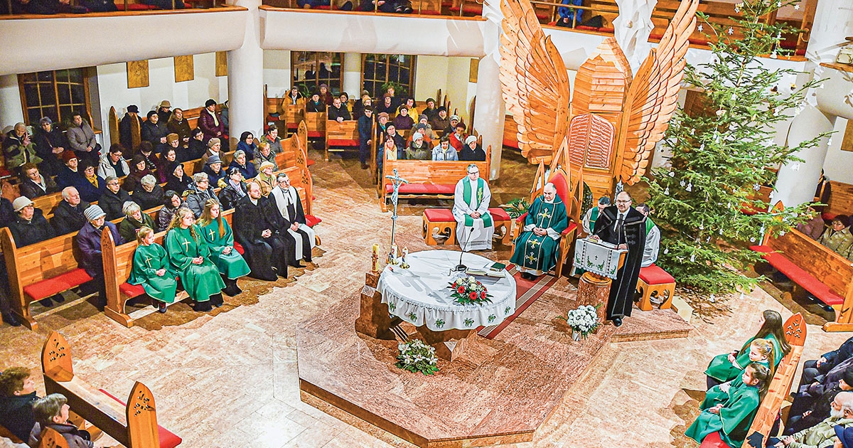 Közelebb Krisztushoz, közelebb egymáshoz